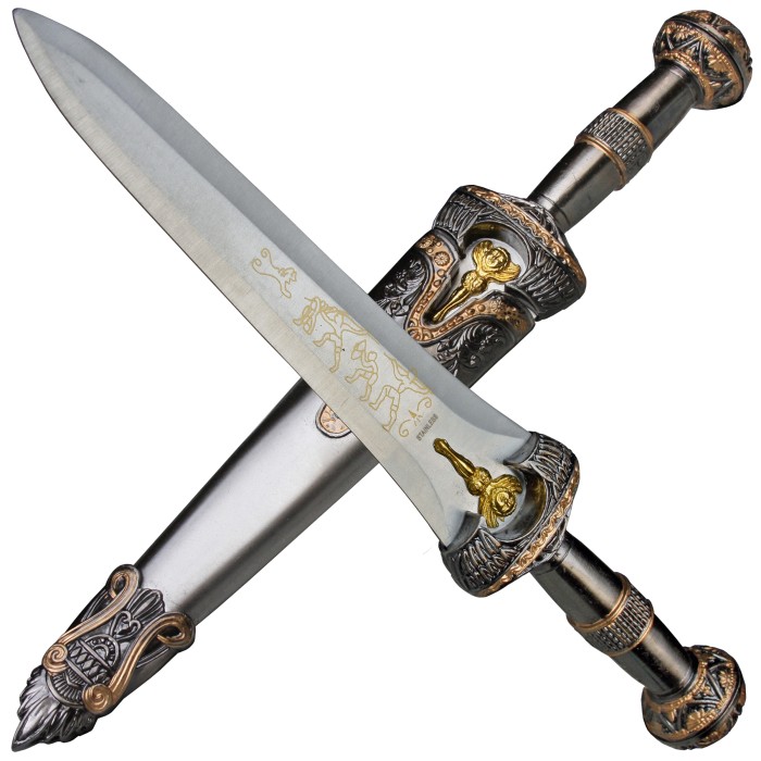 1 griechischer Dolch mit Steckscheide
