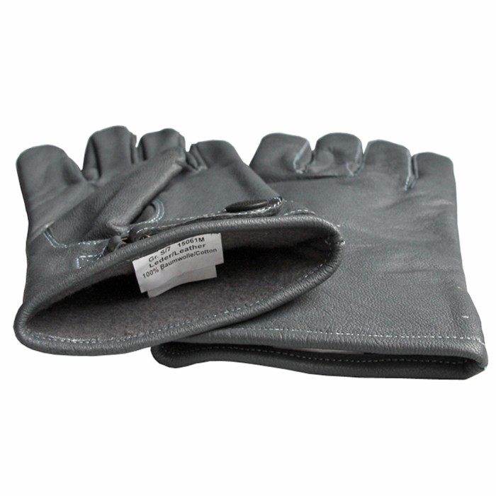 MFH, BW leather gloves, lightly lined on the inside